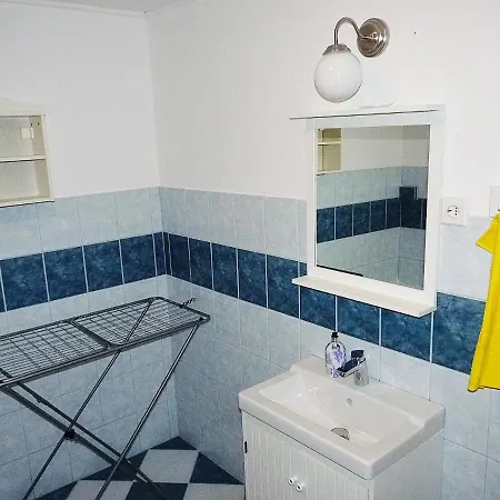 Levendula Nyaraló Kehidakustány